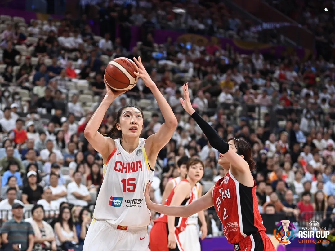 手感不佳的中国女篮在深圳半决赛81-90不敌日本队