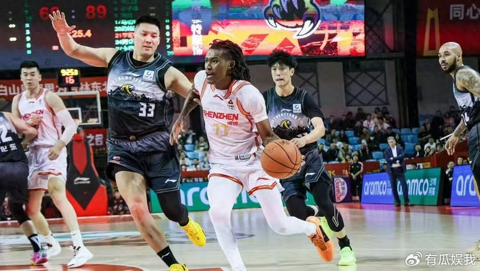 深圳大胜吉林冲击季后赛排名飙升至第4