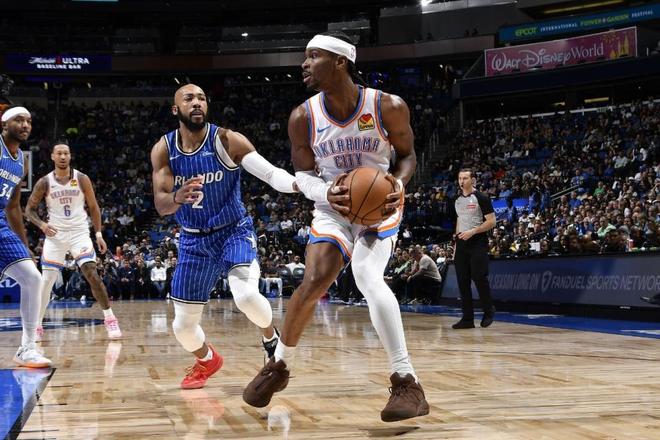 雷霆客场力克魔术豪取9连胜锁定季后赛席位