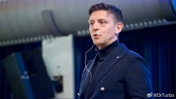 意大利杯半决赛期间米兰城秘密会议牵出裁判安